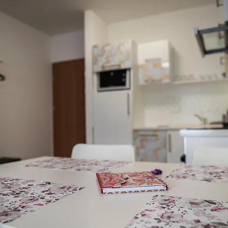 Cute Apartman- Free Parking Daire
