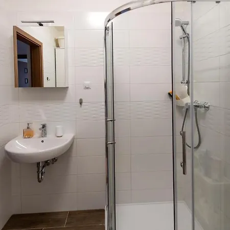 דירה Cute Apartman- Free Parking פץ'