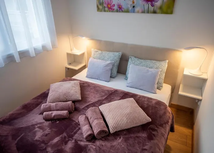 דירה Cute Apartman- Free Parking פץ'