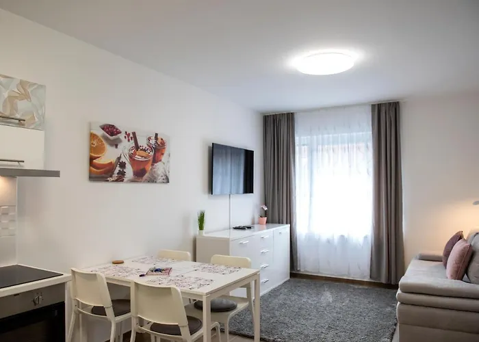 Cute Apartman- Free Parking דירה פץ'