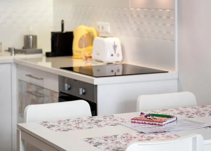 Cute Apartman- Free Parking פץ'